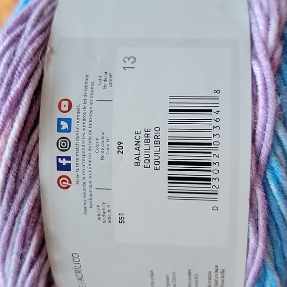 Lion Brand Mandala Ombre Yarn - Picture 2 of 3